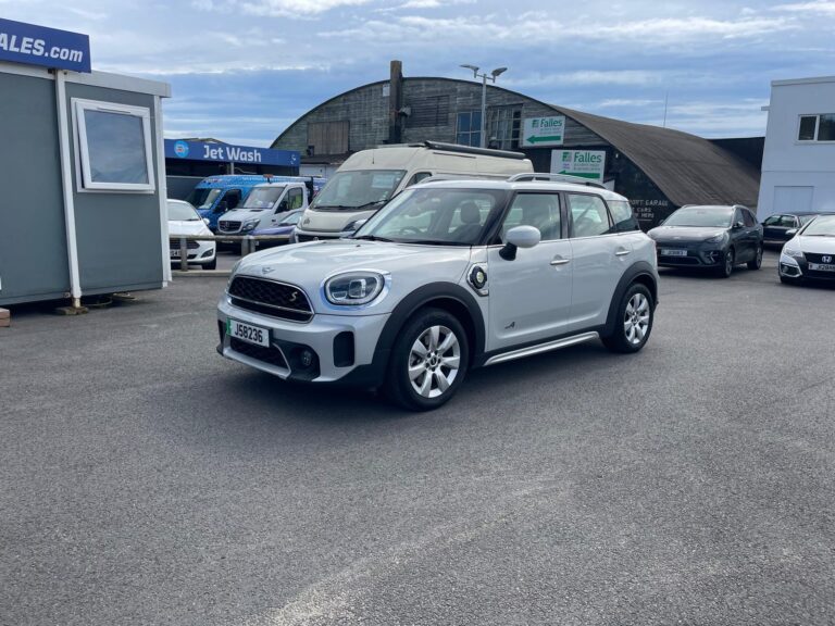 2021 MINI COUNTRYMAN PHEV 1.5 COOPER (S) E CLASSIC ALL4 AUTO PETROL/ELECTRIC**COST £37,895 NEW!! OUR PRICE £21,995