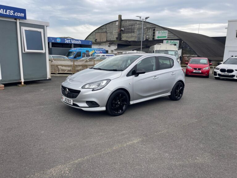 2019 VAUXHALL CORSA 1.4i SRI VX-LINE Nav Black Edition (90BHP) ecoTEC 5DR ONLY 11700 MILES**OUR PRICE £9,995