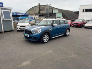 2019 MINI COUNTRYMAN PHEV 1.5 COOPER (S) E CLASSIC ALL4 AUTO PETROL/ELECTRIC**PANORAMIC SUNROOF**NAVIGATION HDD**OUR PRICE £18,995